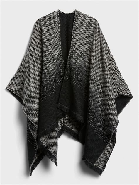 Reversible Ombre Poncho Banana Republic Factory