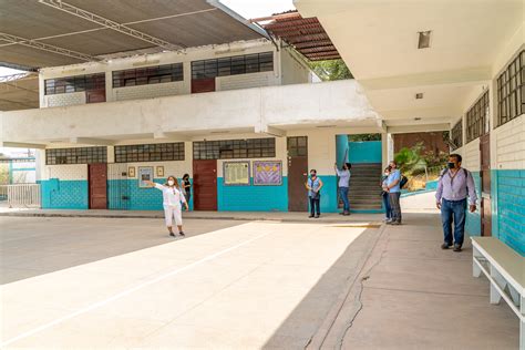 Escuelas Bicentenario Realiz Inspecciones A Cuatro Colegios De Lima