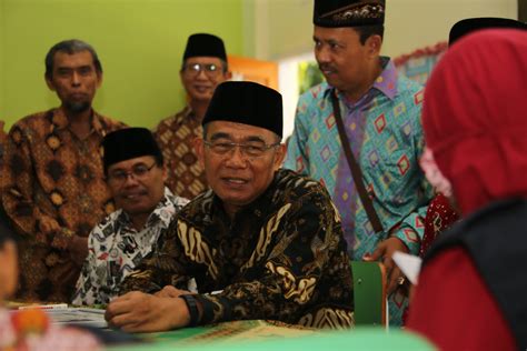 Penanganan Stunting Kemiskinan Ekstrem Dan Revitalisasi Pendidikan