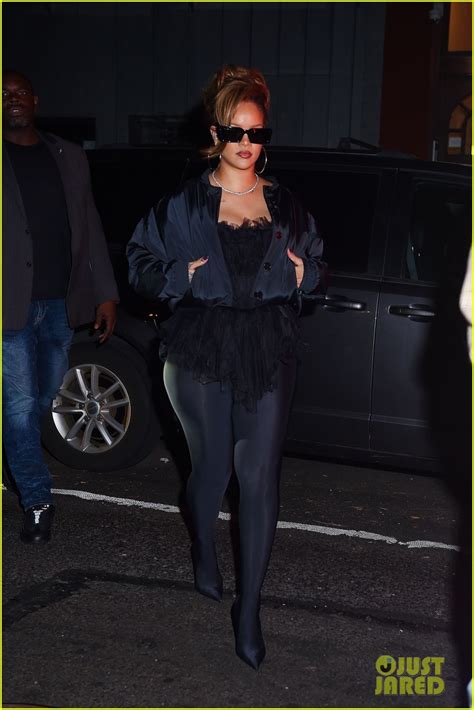 Photo Rihanna Asap Rocky Birthday Dinner Celebration 16 Photo