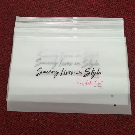 China Custom Matte Print Pe Ziplock Poly Zip Lock Frosted Plastic Packaging Bag For Clothes