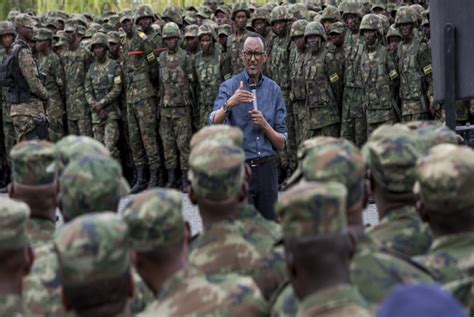 KAGAME THE NAKED KING AND PANICKING COMMANDER IN CHIEF LeRwandais