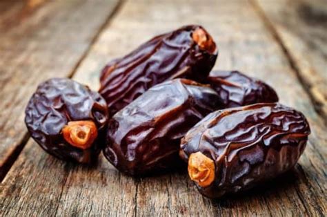 Dates Vs Figs: All You Need To Know And More