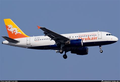 A Rgg Druk Air Royal Bhutan Airlines Airbus A Photo By Jan