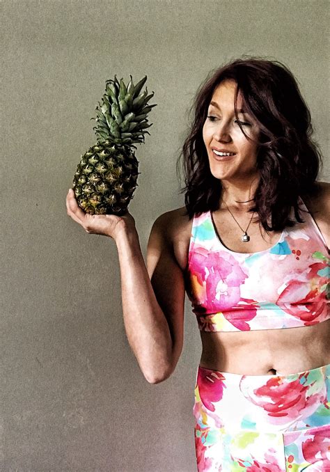 Pineapple Clothing Adorable Activewear You Need The Chronicles Of A Lazy Mom Pineapple