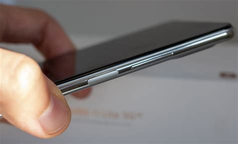 Ревю: Xiaomi 11 Lite 5G NE – тънък, свеж и мощен | Today Tech