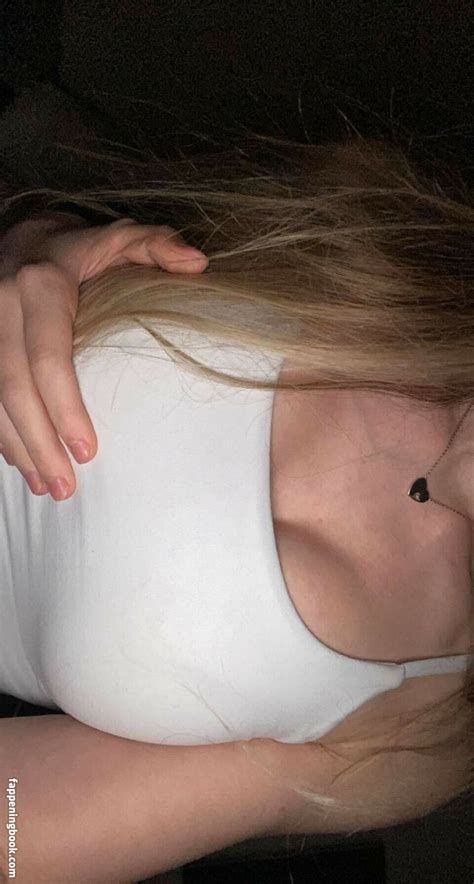 Mira Nude OnlyFans Leaks Fappening Page FappeningBook