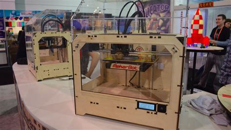 Makerbot Replicator First Hands On Update Video The Verge