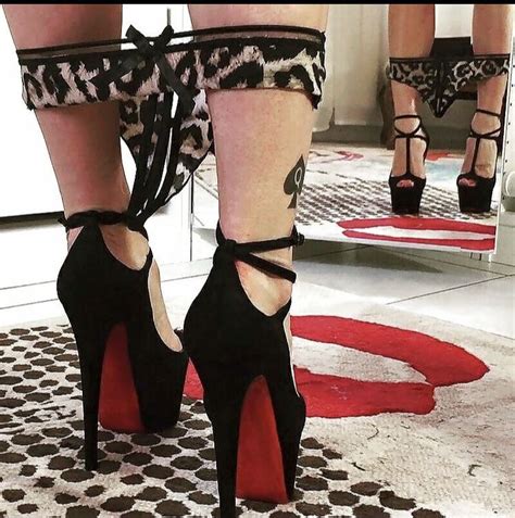 High Heel Tattoos Girl Tattoos Queen Of Spades Wife Queen Of Spades Tattoo High Heels