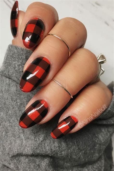 40 Beautiful Nail Design Ideas To Wear In Fall Cute Red Plaid Plaid