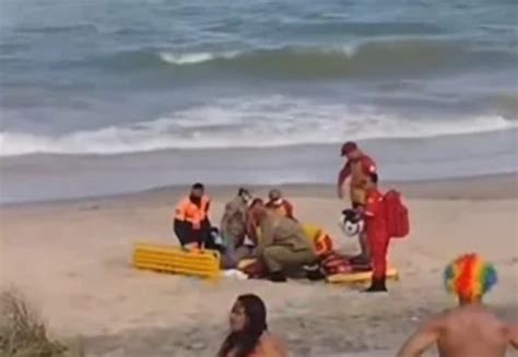 Trag Dia Banhista Supostamente Embriagado Morre Afogado Na Praia De