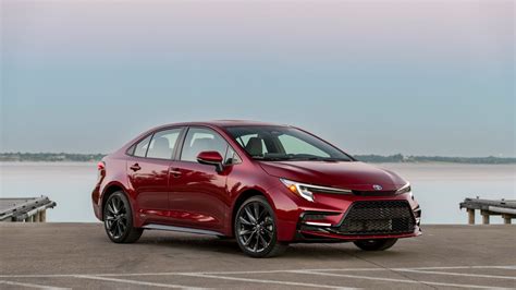 Toyota Corolla Hybrid Topspeed