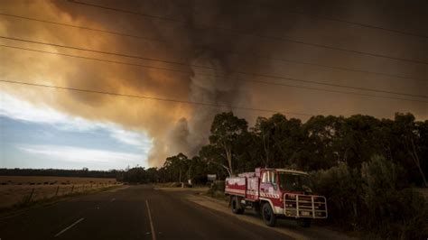 Victorian Bushfires Homes Lost Residents Told Too Late To Leave As