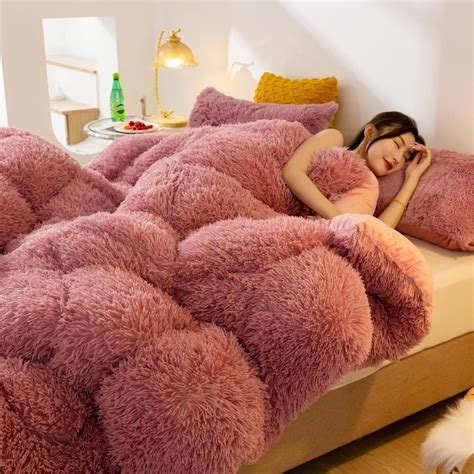 Amazon Aetvrni Luxury Plush Shaggy Thick Faux Fur Comforter Big