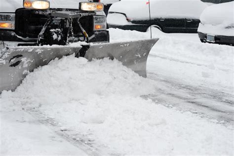 Picking A Snow Removal Company For Your Commercial Lot