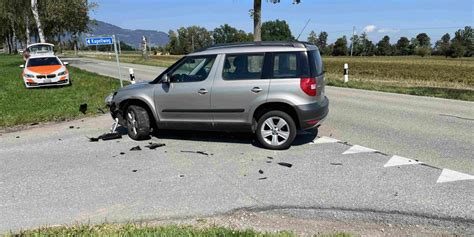 Oberriet SG Motorradfahrer Muss Nach Streifkollision Ins Spital