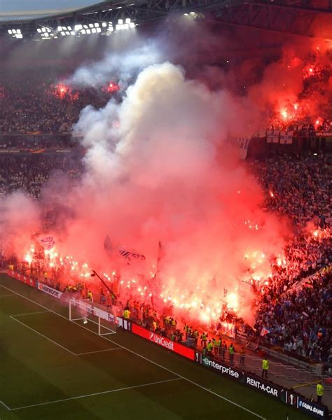 Marsella Vs Atl Tico De Madrid Y El Stade De Lyon Ardi Con Decenas De