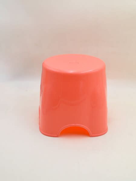 TABURETE PLASTICO CORAL Guapa