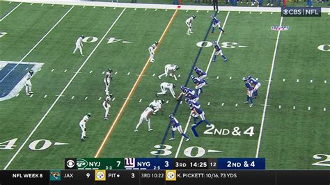 New York Giants Running Back Saquon Barkley Rips Off 34 Yard Run Early