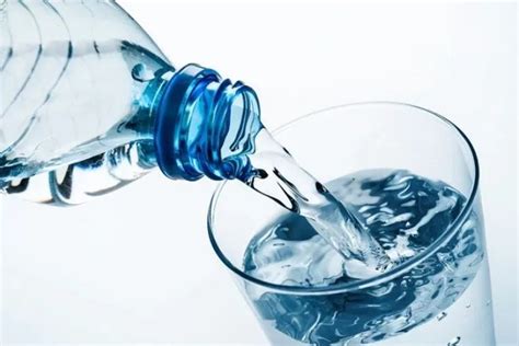 rekomendasi air mineral  tidak diboikot suara buruh