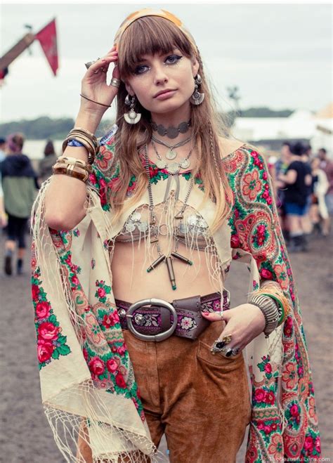 Pin By Bohoasis On BOHO SPIRIT Woodstock Fashion Hippie Outfits