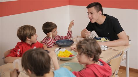 Fachmann Frau Betreuung Efz Fachrichtung Kinder