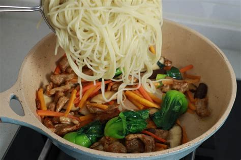 Stir Fried Shanghai Noodles With Pork Culinary Ambition