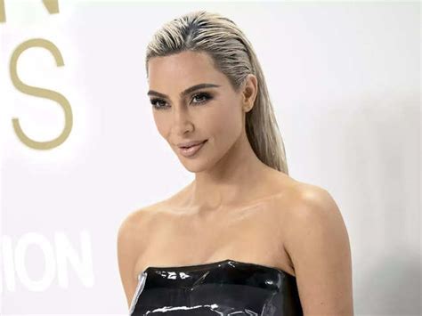 Kim Kardashian Honoured At Cfda Awards Calls For Designers To Be More