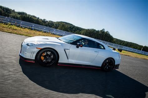 2015 Nissan Gt R Nismo And Gt R Premium First Drive Page 3