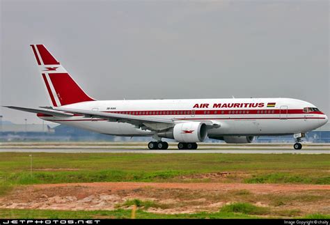 B Nak Boeing B Er Air Mauritius Chaity Jetphotos