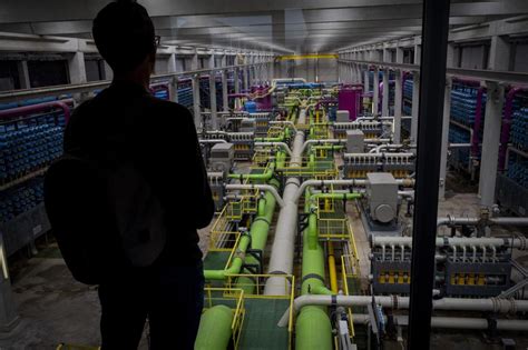 Drought-struck Barcelona quenches thirst with costly desalination | AP News