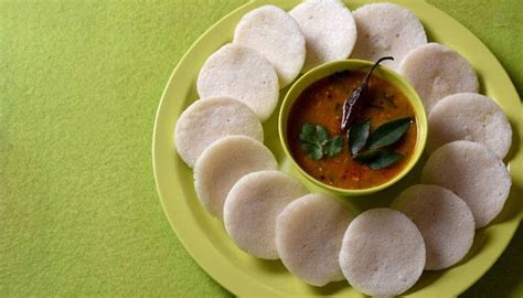 Breakfast Recipe Learn To Make Poha Idli By Sanjeev Kapoor Watch