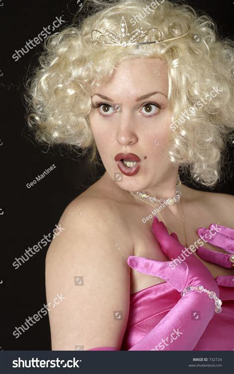 Cute Blonde Surprised Look On Her Stock Photo 732724 Shutterstock