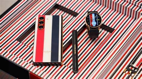 Trên Tay Galaxy Z Fold5 Thom Browne Edition Giá 86 Triệu Chỉ Bán 100