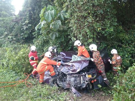 Wanita Maut Kereta Bertembung Lori Tangki Kosmo Digital