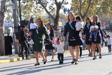 Jardines Infantiles Participan En El Desfile De Glorias Navales Corpo