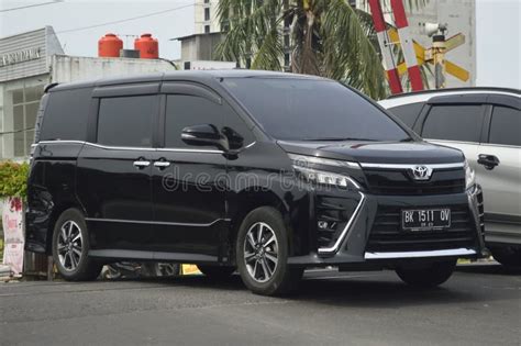 Toyota Voxy Editorial Image Image Of Sumatra Private