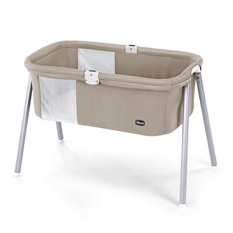 Chicco Lullago Portable Bassinet Acorn