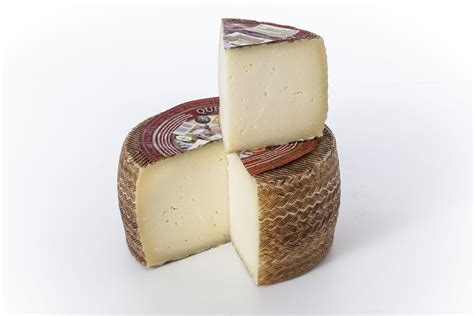 Manchego Pdo Gran Valle Pasteurized Manchego Cheese Quorum The