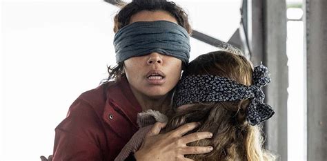 Crítica Bird Box Barcelona tiene muchas ideas pero una pobre