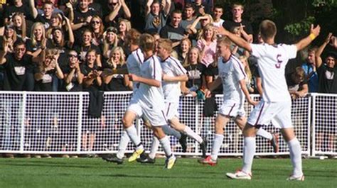 Calvin Mens Soccer Claims 5 1 Win Over 8th Ranked Hope In Miaa Opener