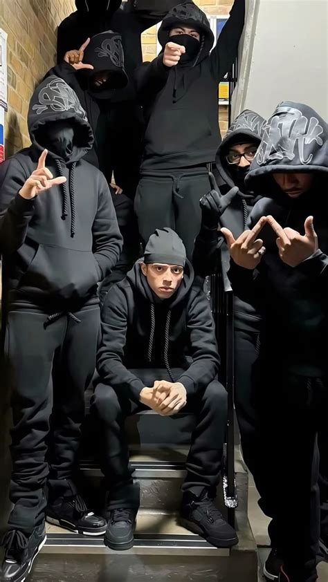 pin von neymar jr auf roadman maenner outfit outfit ideen mode outfits