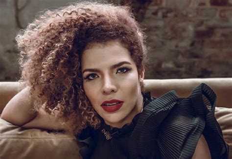 Vanessa Da Mata Exibe Corp O De Mai E F S Reagem Que Coxa