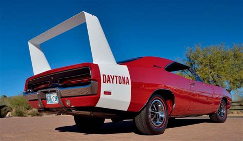 Dodge Charger Daytona An Iconic Muscle Car That Could Go Over 200 Mph