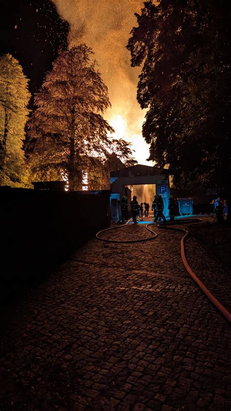 Feuerwehr Gro R Hrsdorf Brand Stadtkirche