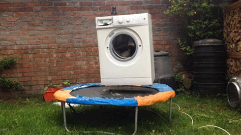 Washing Machine GIFs - Find & Share on GIPHY