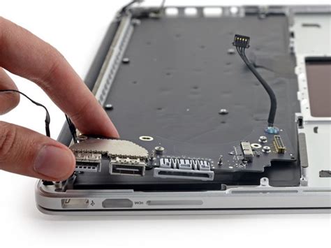 Macbook Pro 13 Retina Display Early 2015 Teardown Hd01