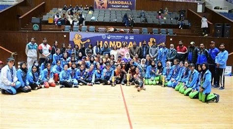 Iiu Hosts Handball Talent League