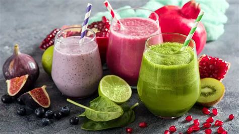 5 Healthy And Delicious Summer Smoothies To Try