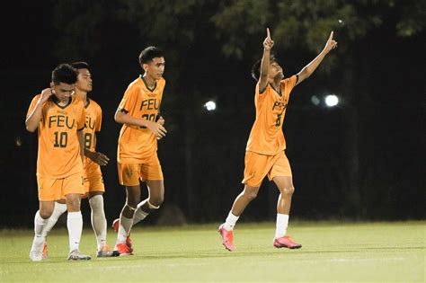 UAAP Football FEU Men Rise To No 1 After Routing La Salle Filipino News